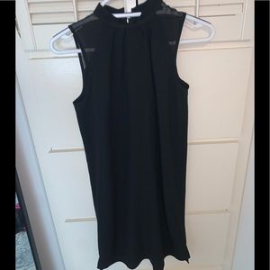 black dress! So cute